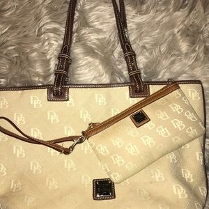 2 Dooney & Bourke Tote and Wristlet EUC